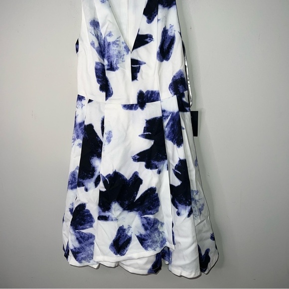 NWT Lulus Seeing Chic Blue and Ivory Print Skater Dress - Picture 8 of 13